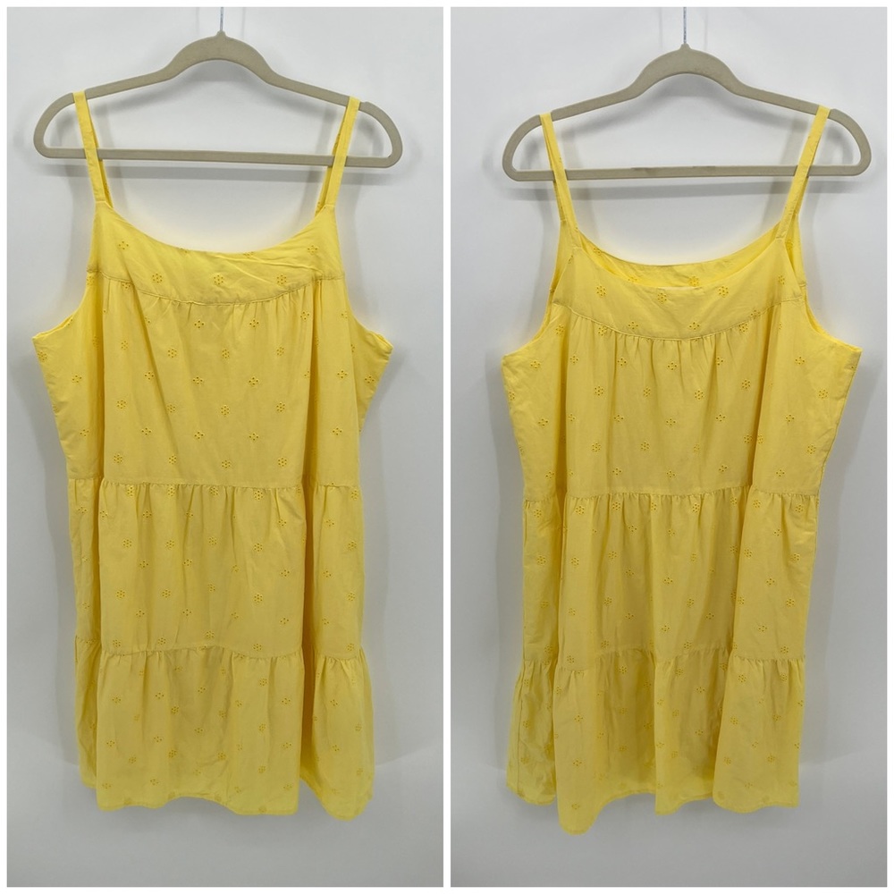 Beachlunchlounge yellow eyelet dress